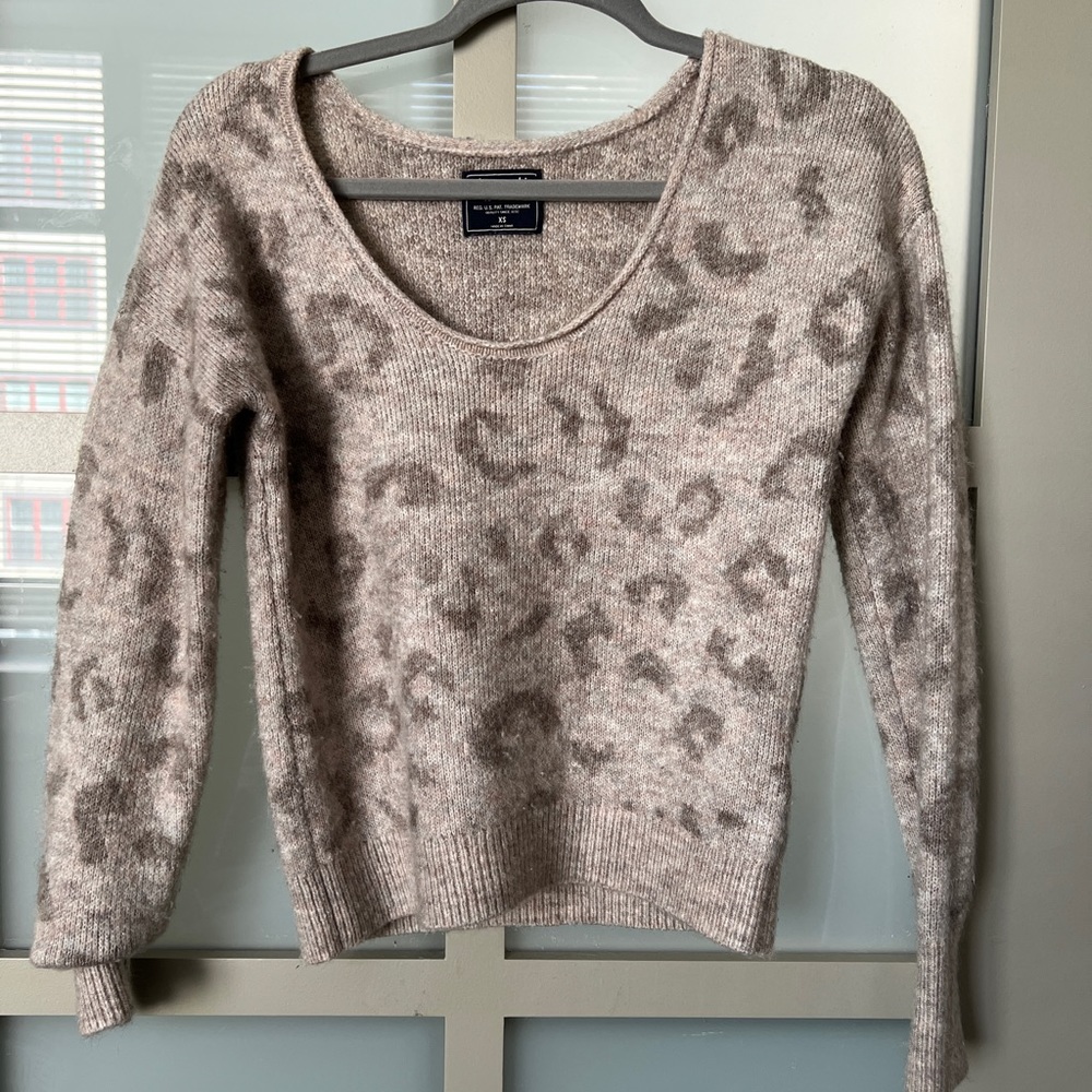 Abercrombie & Fitch Sweater